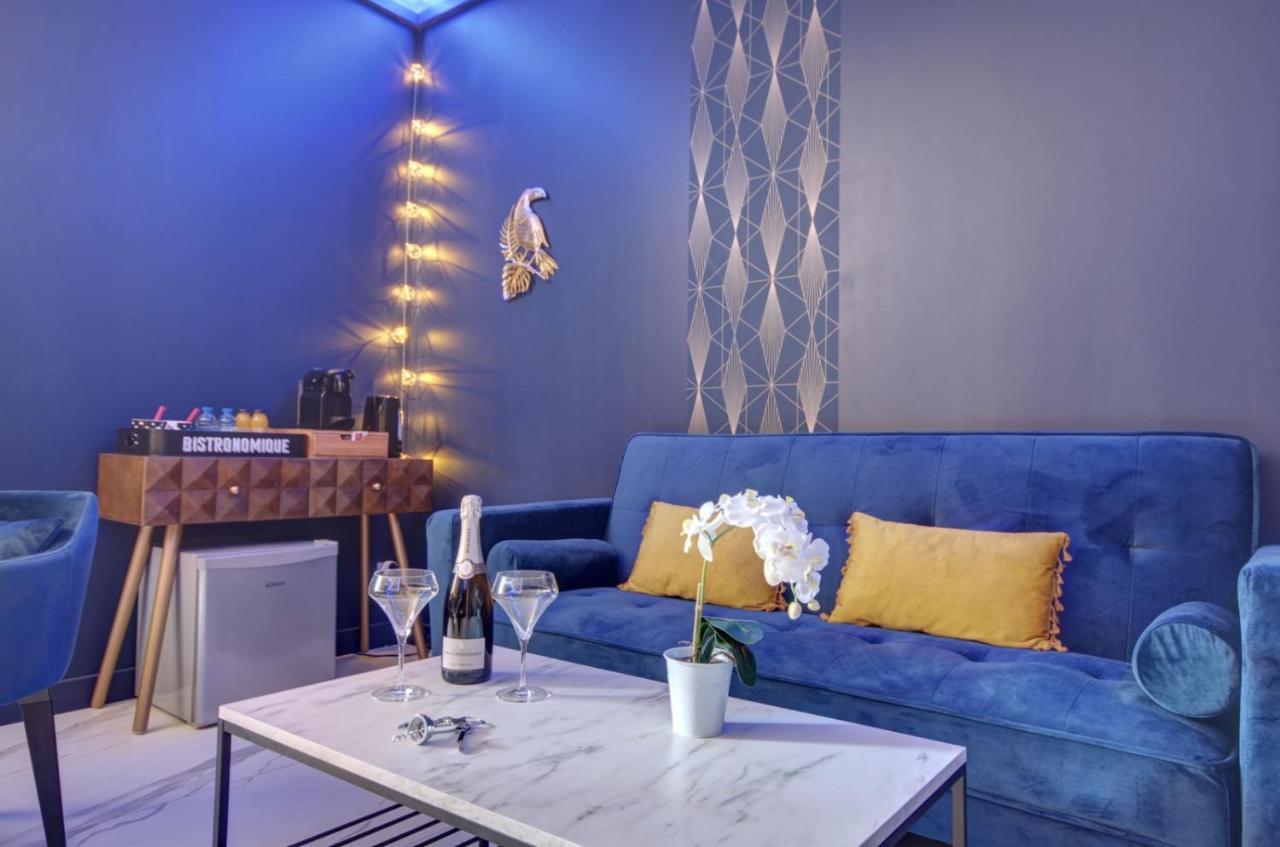 Le Breuil  Suite Blue Jacuzzi المظهر الخارجي الصورة